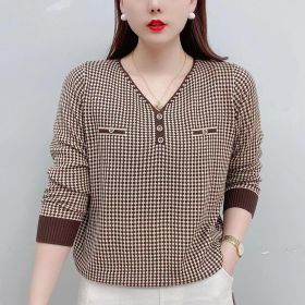 V-neck Bottom Shirt Long Sleeved Mom's Loose Fitting (Option: Brown-XL)